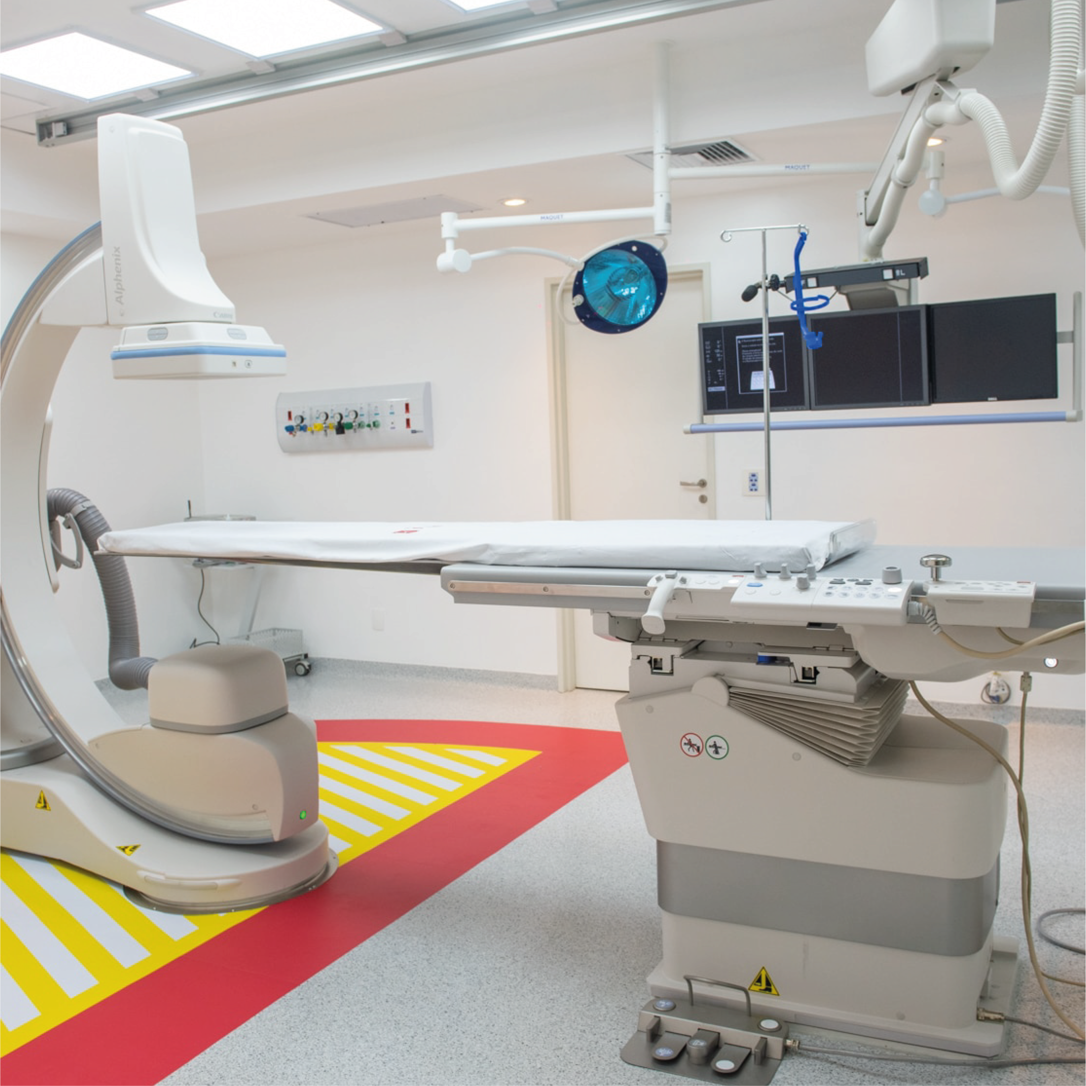 Curso presencial de pós-graduação em Enfermagem Clínica Médico-Cirúrgica