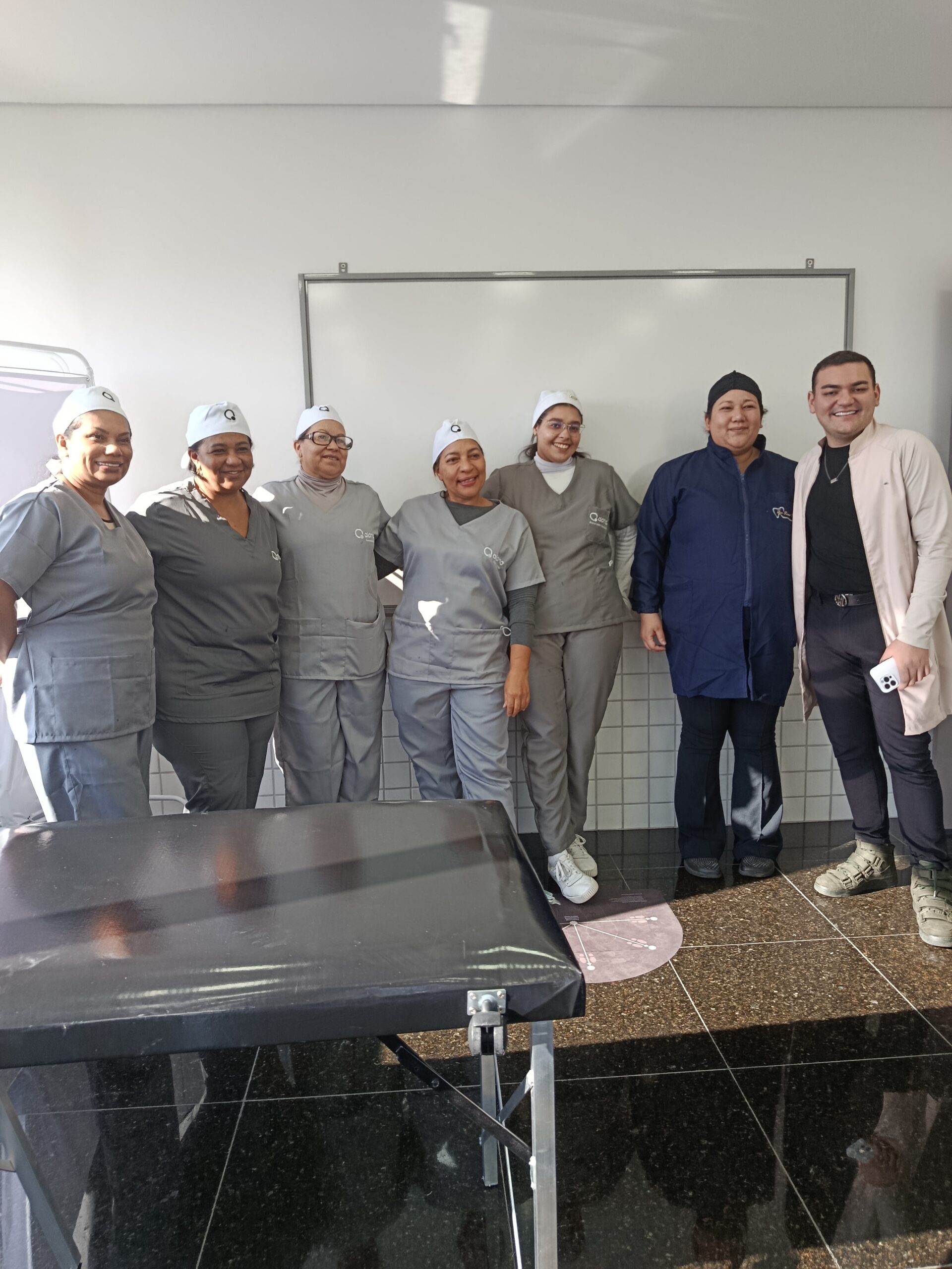 Curso de Estética - Aula prática estética corporal